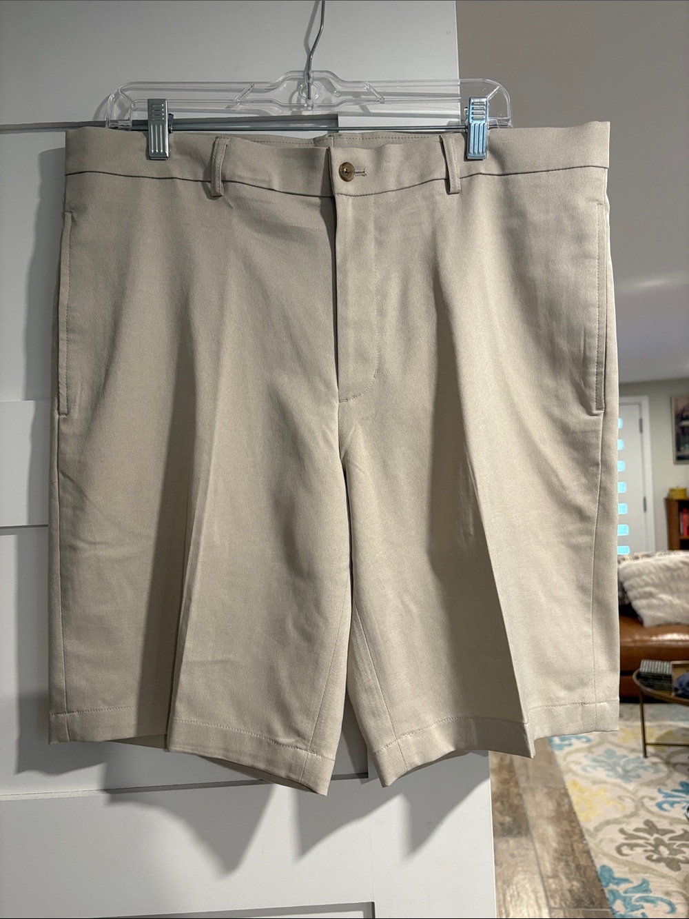 Walter Hagen Khaki Flat-Front Men’s Shorts